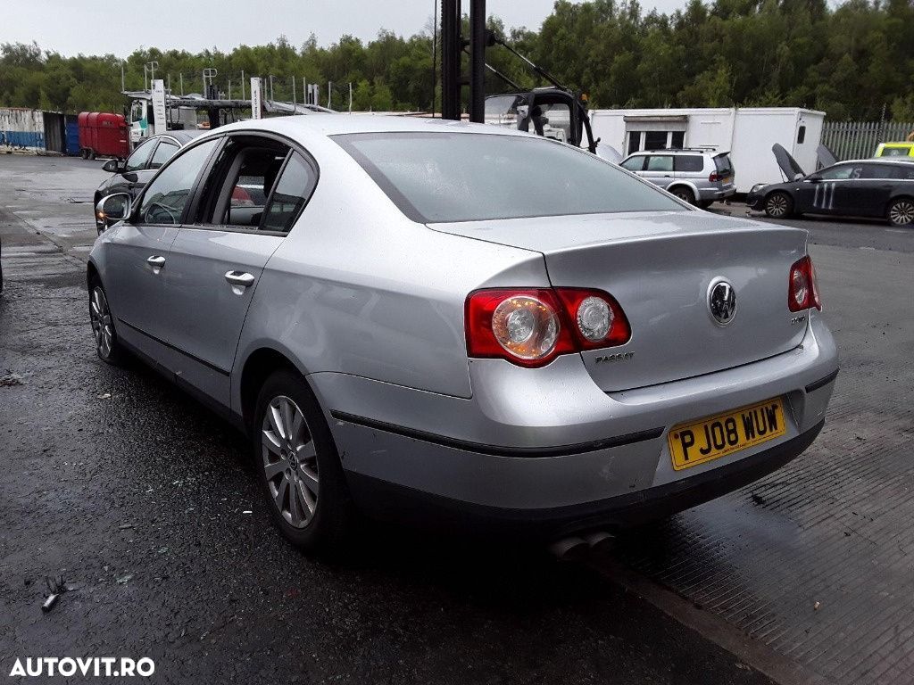 Alternator Volkswagen Passat B6 2008 Sedan 2.0 TDi - 1