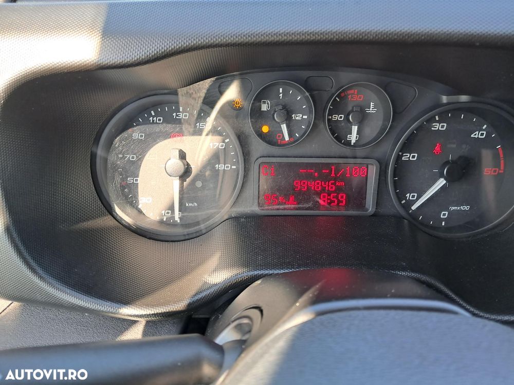 Iveco DAILY 35S18 3.0D 180CP TRANSPORT AUTO - 9