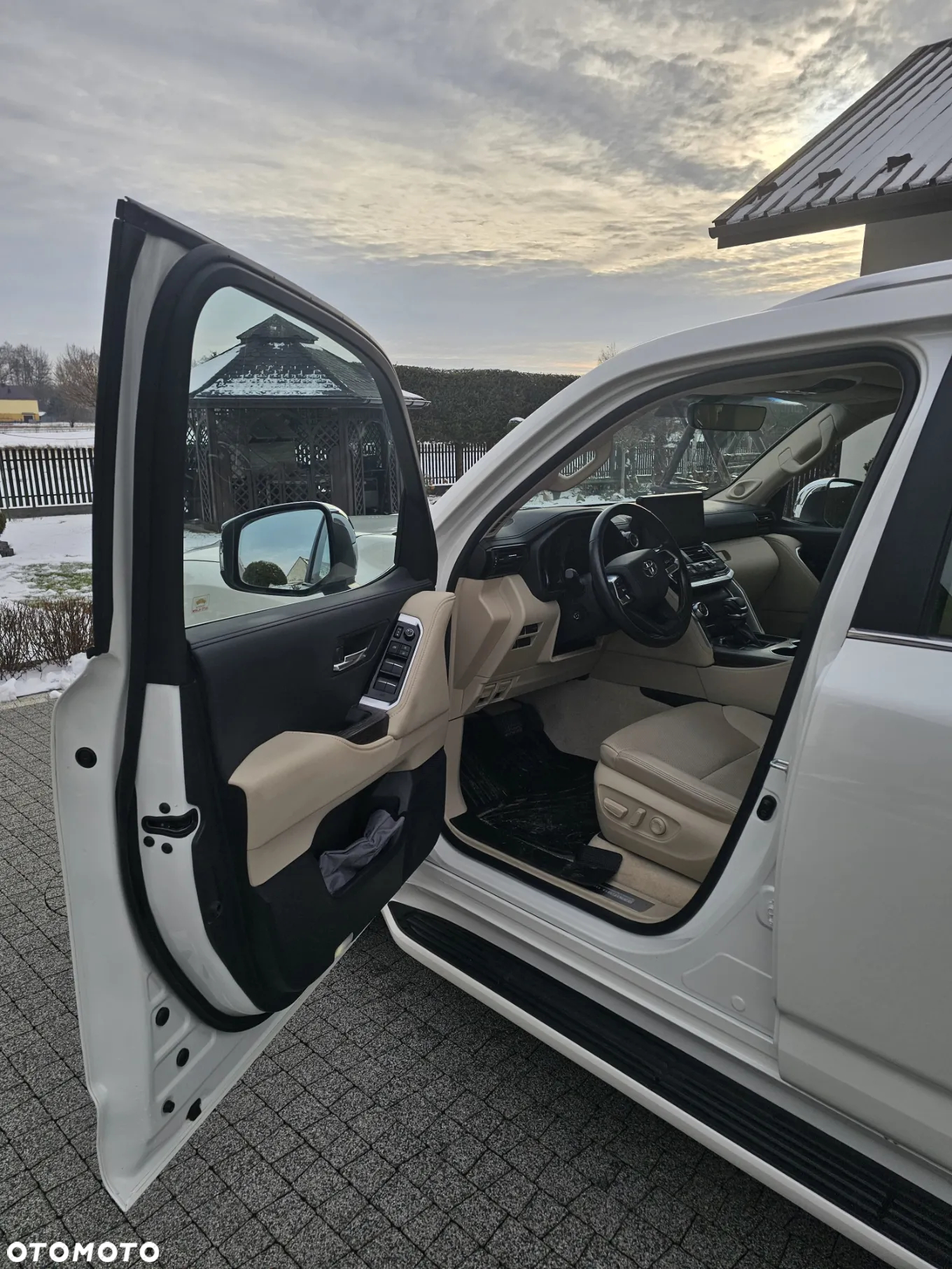 Toyota Land Cruiser - 9