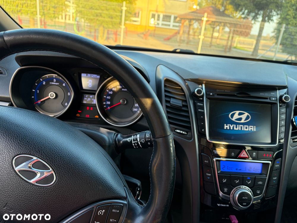 Hyundai i30 1.6 CRDI DCT Passion - 9