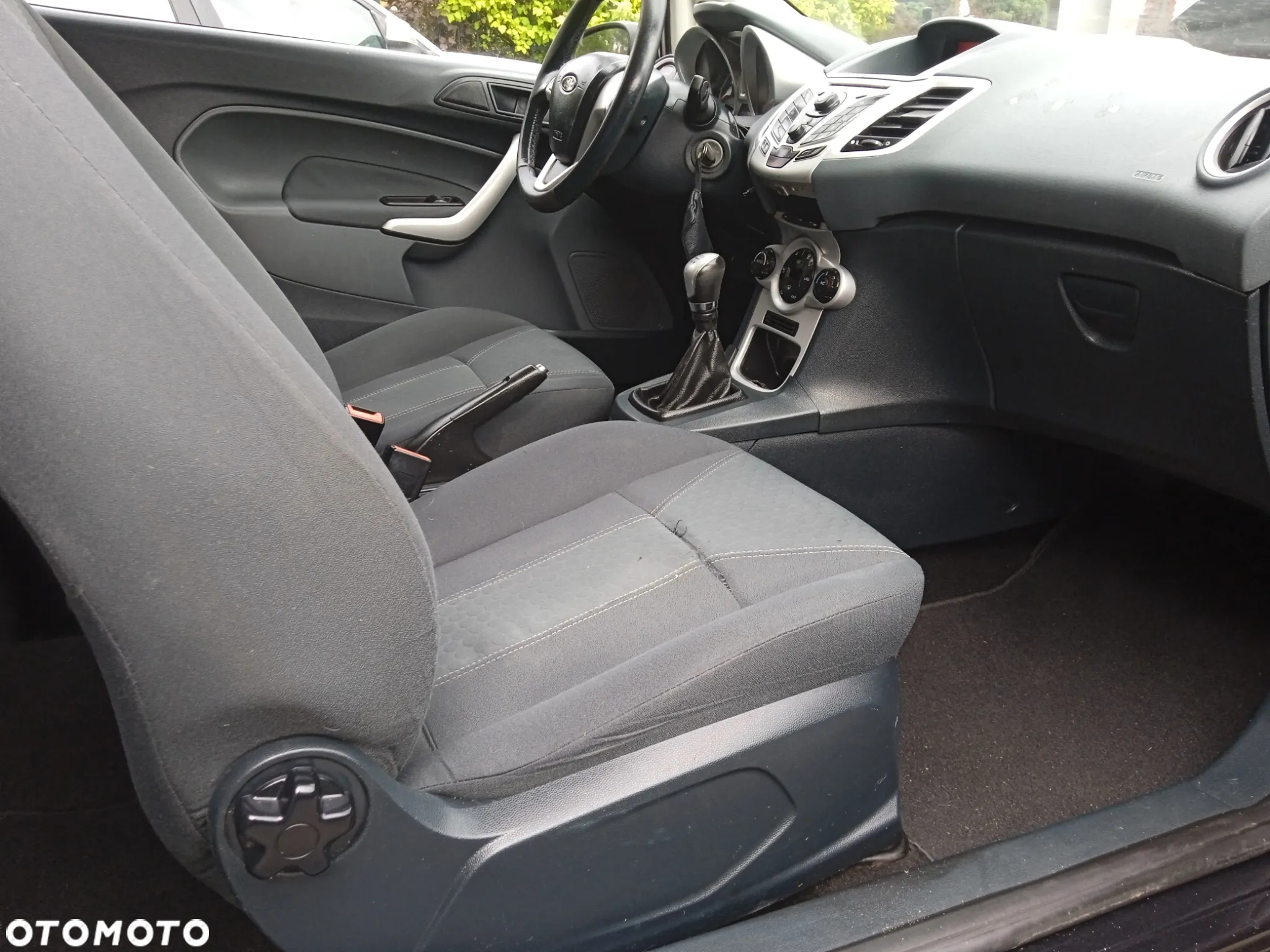 Ford Fiesta 1.25 Titanium X - 13