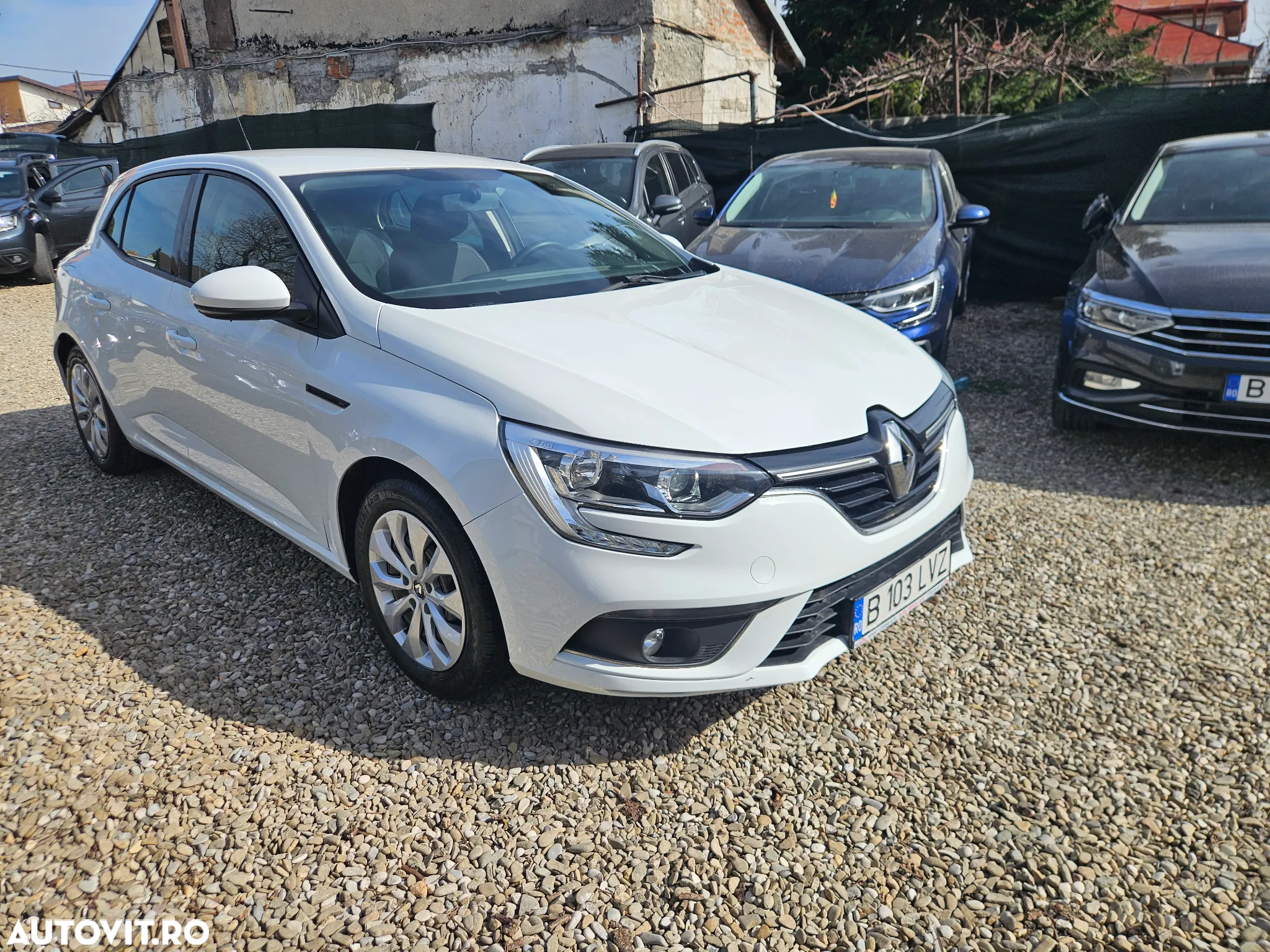 Renault Megane BLUE dCi Life - 4
