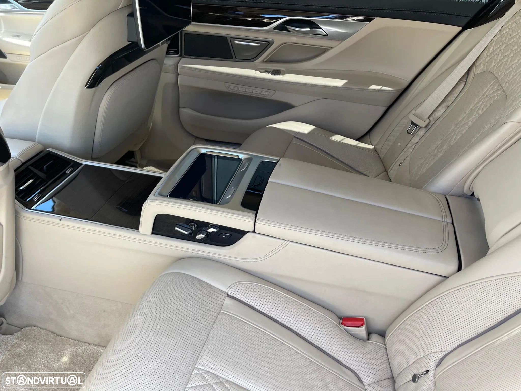 BMW 760 M760 Li xDrive - 19