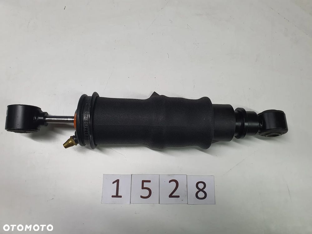 Poduszka amortyzatora zawieszenia kabiny Volvo - 1