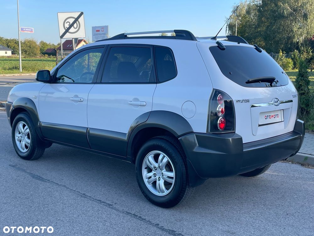 Hyundai Tucson 2.0 2WD GLS Style - 26