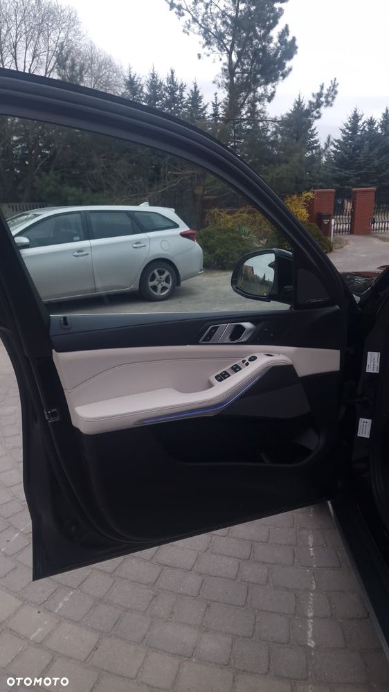 BMW X5 xDrive40i - 9