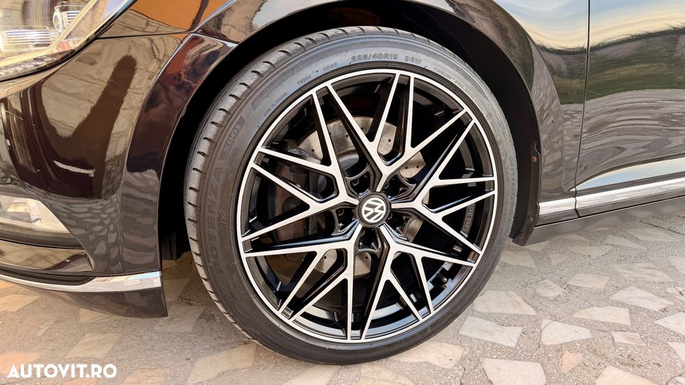 Volkswagen Passat 2.0 TDI DSG 4Motion Highline - 11