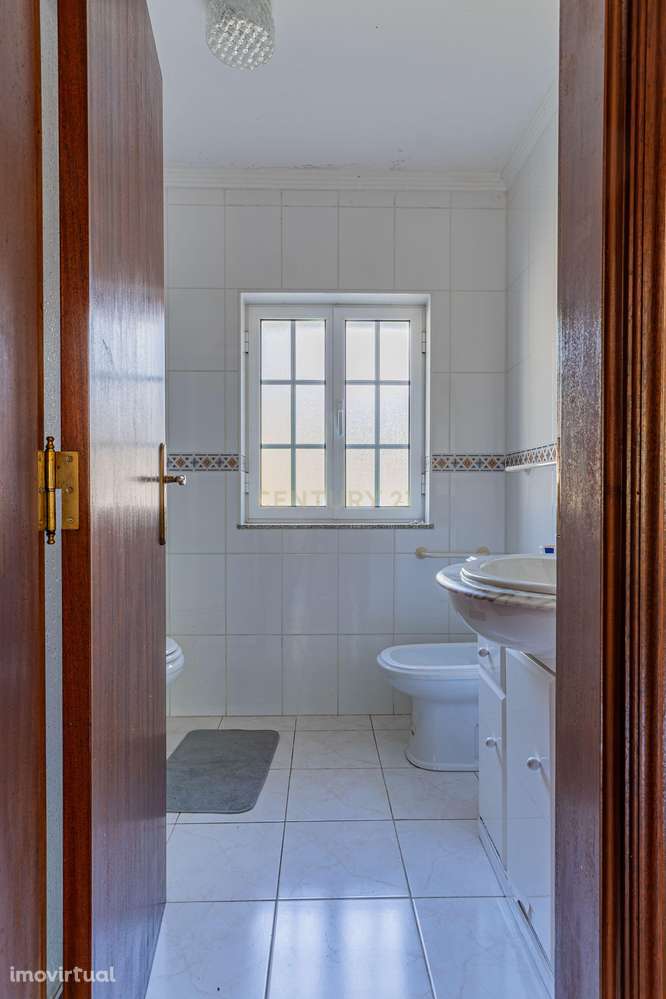Casa Térrea na zona do Gerês / Braga – 10.000 m² de terreno Plano - Grande imagem: 5/38