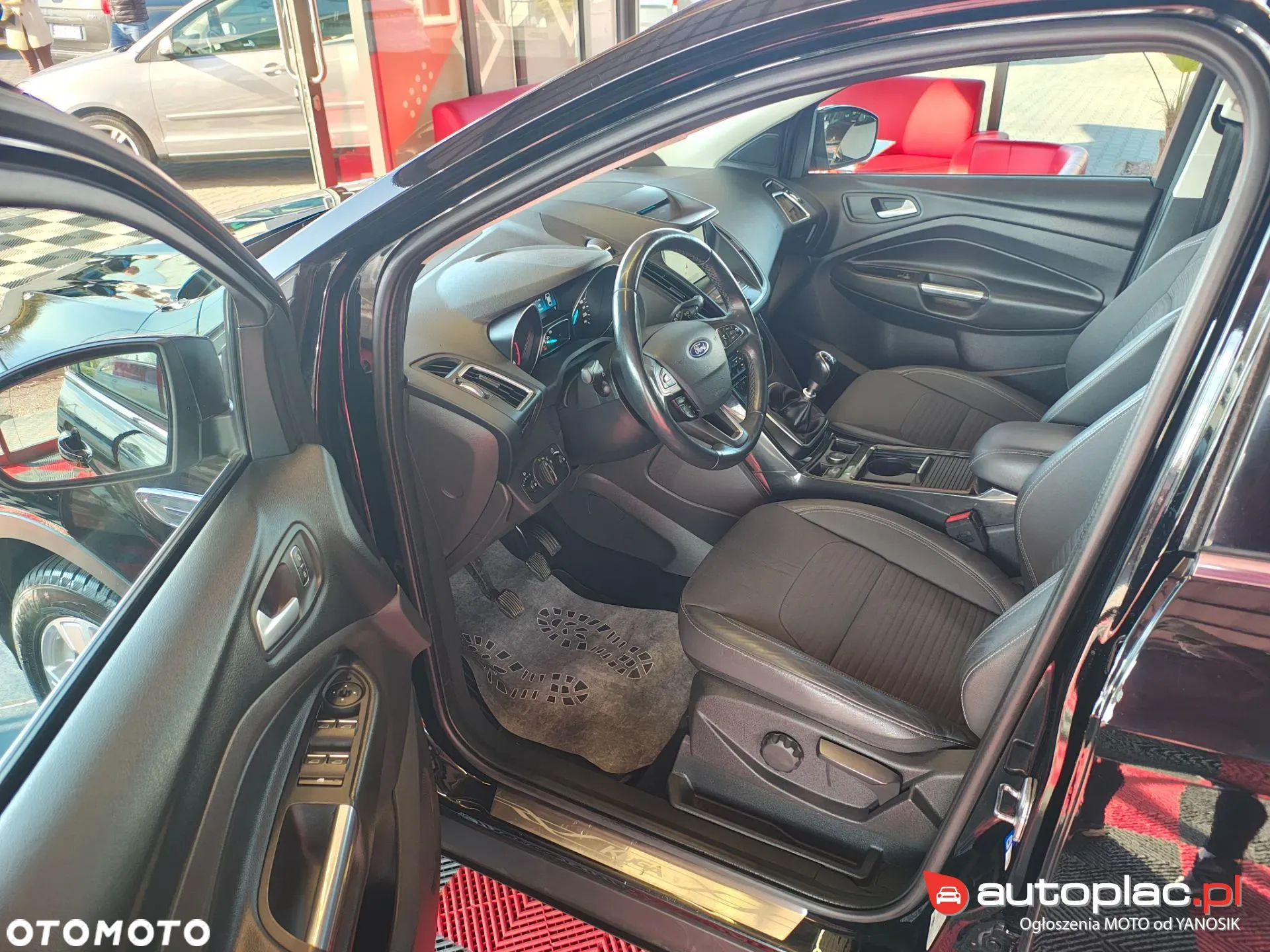 Ford Kuga 2.0 TDCi 4x4 Business Edition - 19