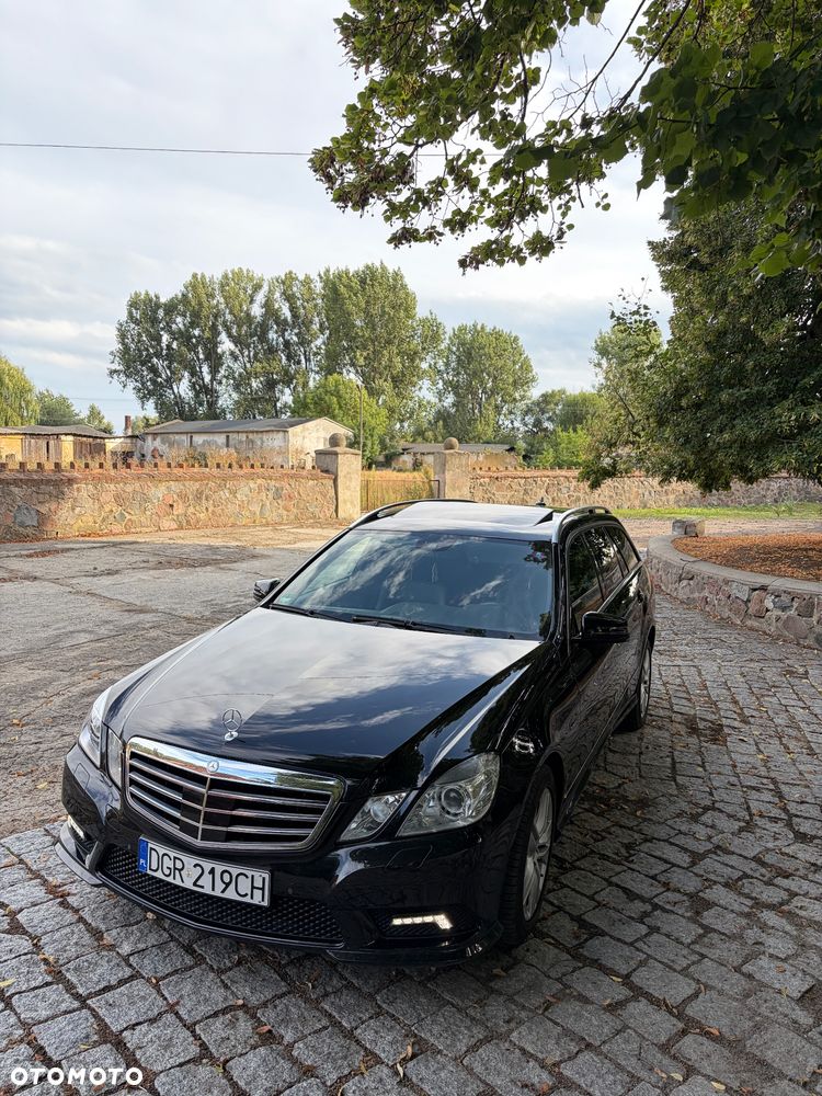 Mercedes-Benz Klasa E 350 CDI DPF BlueEFFICIENCY 7G-TRONIC Avantgarde - 4