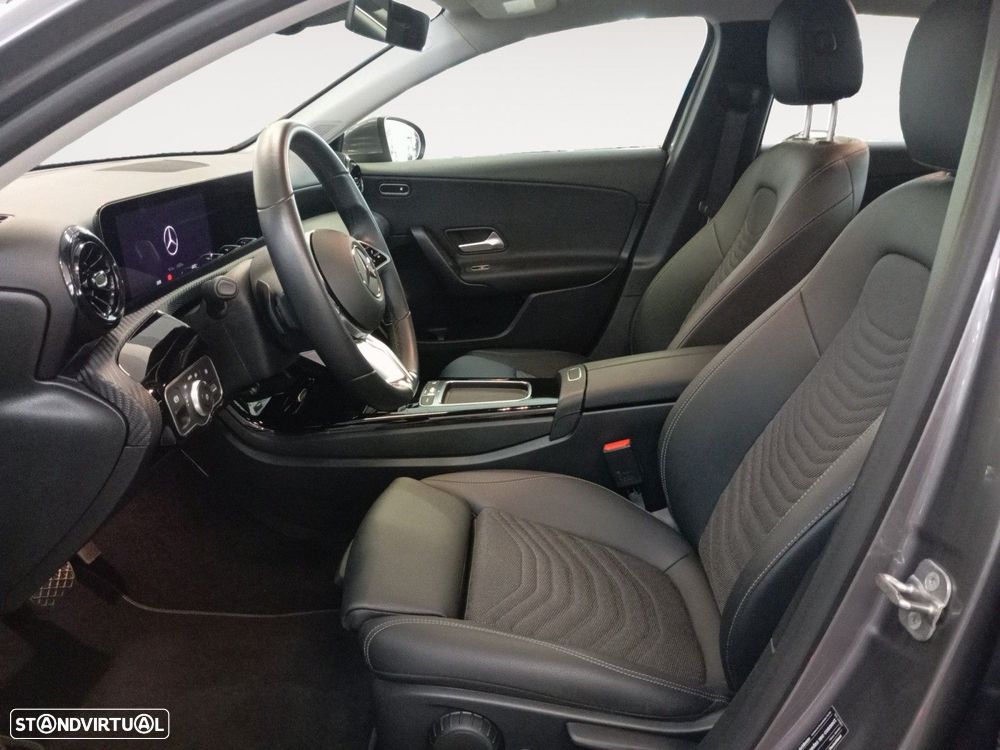 Mercedes-Benz A 250 e - 9
