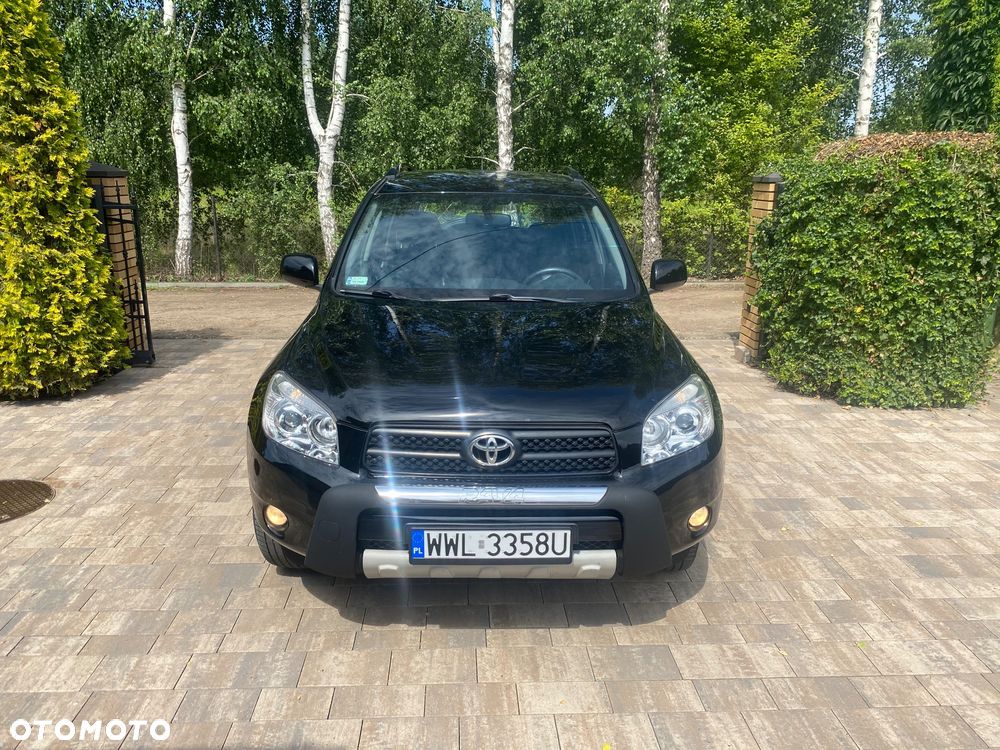 Toyota RAV4 2.0 VVT-i Premium - 11