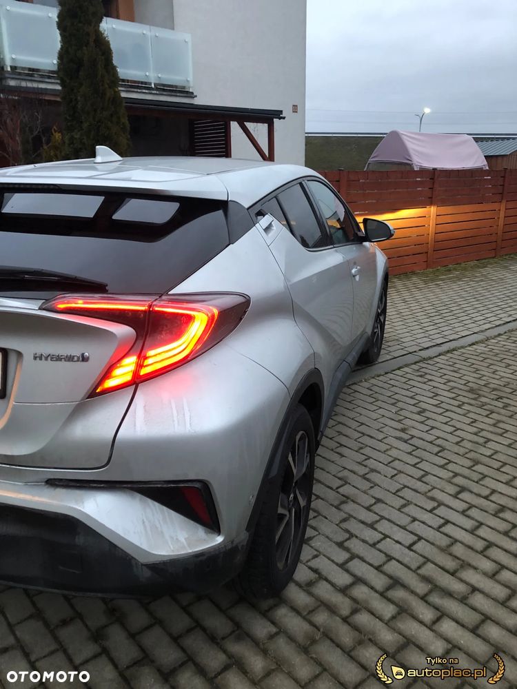 Toyota C-HR Style Selection - 8