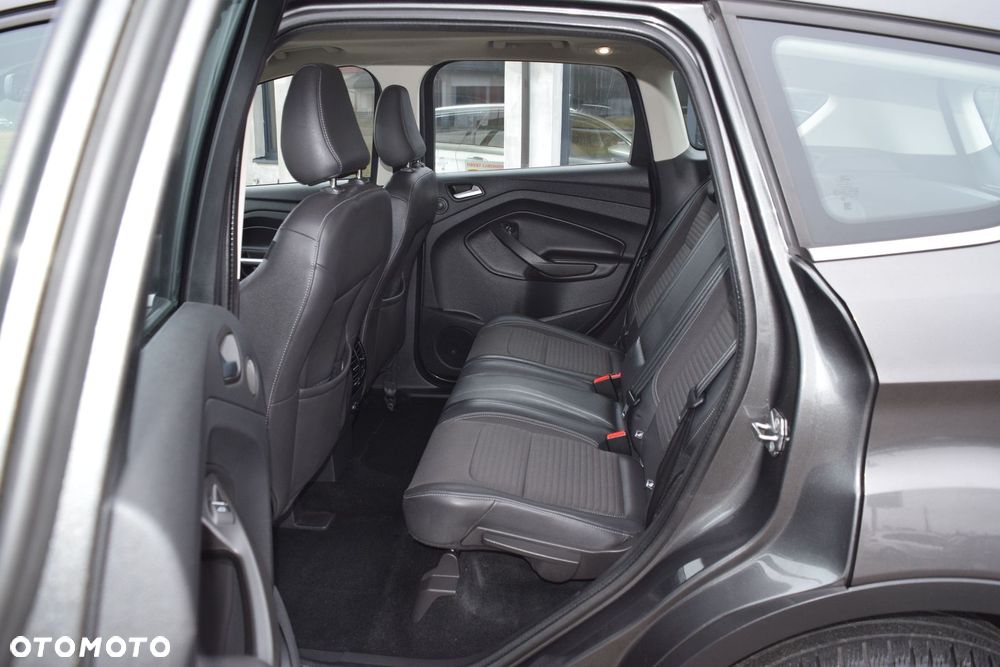 Ford Kuga 2.0 TDCi 4x4 Titanium - 25