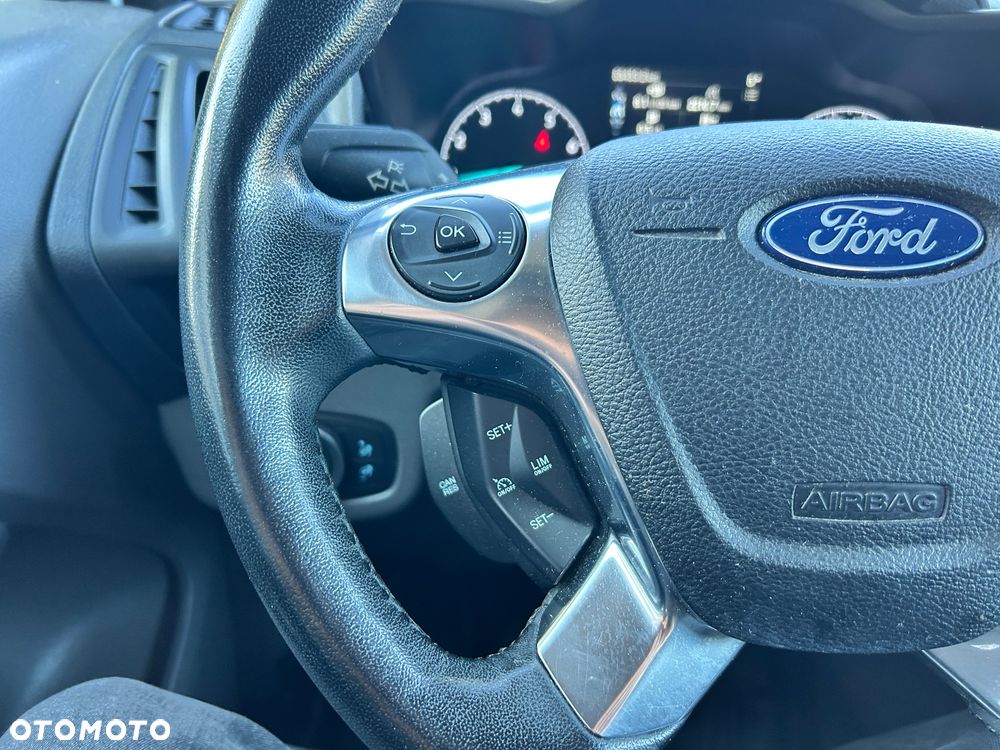 Ford Transit Connect - 19