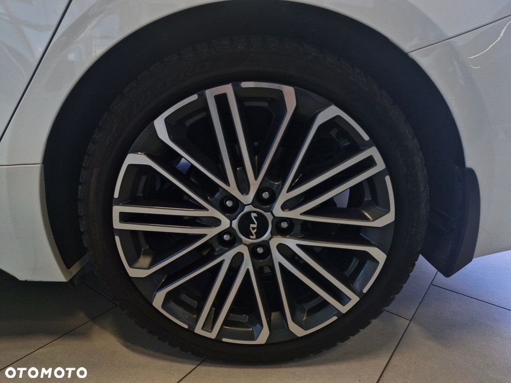 Kia ProCeed - 21
