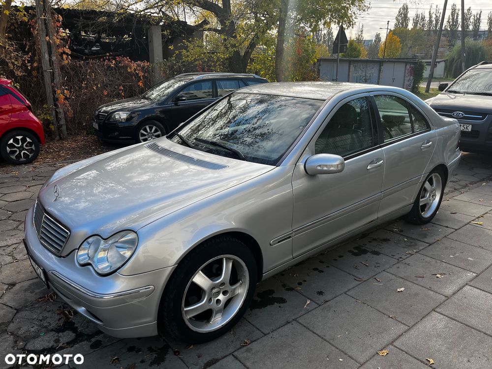 Mercedes-Benz Klasa C 200 CDI - 2