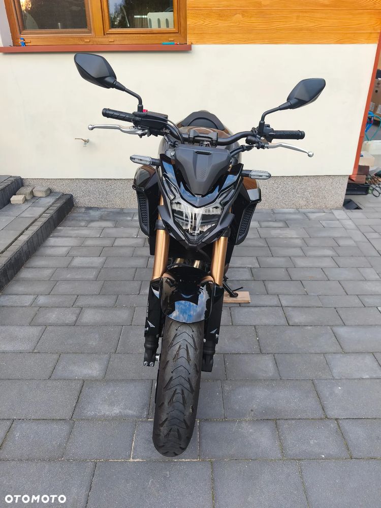 Honda CB - 9