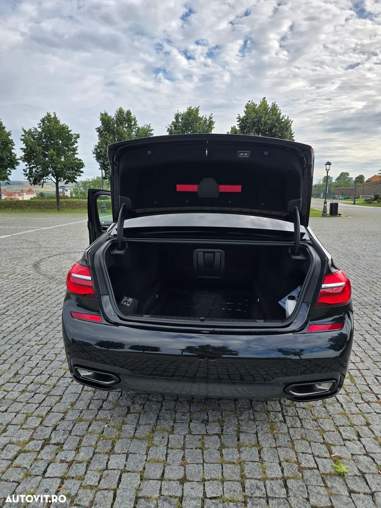 BMW Seria 7 740d xDrive - 5