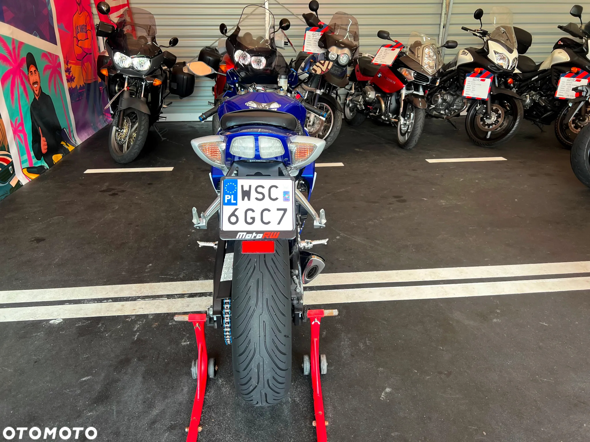 Suzuki GSX-R - 13