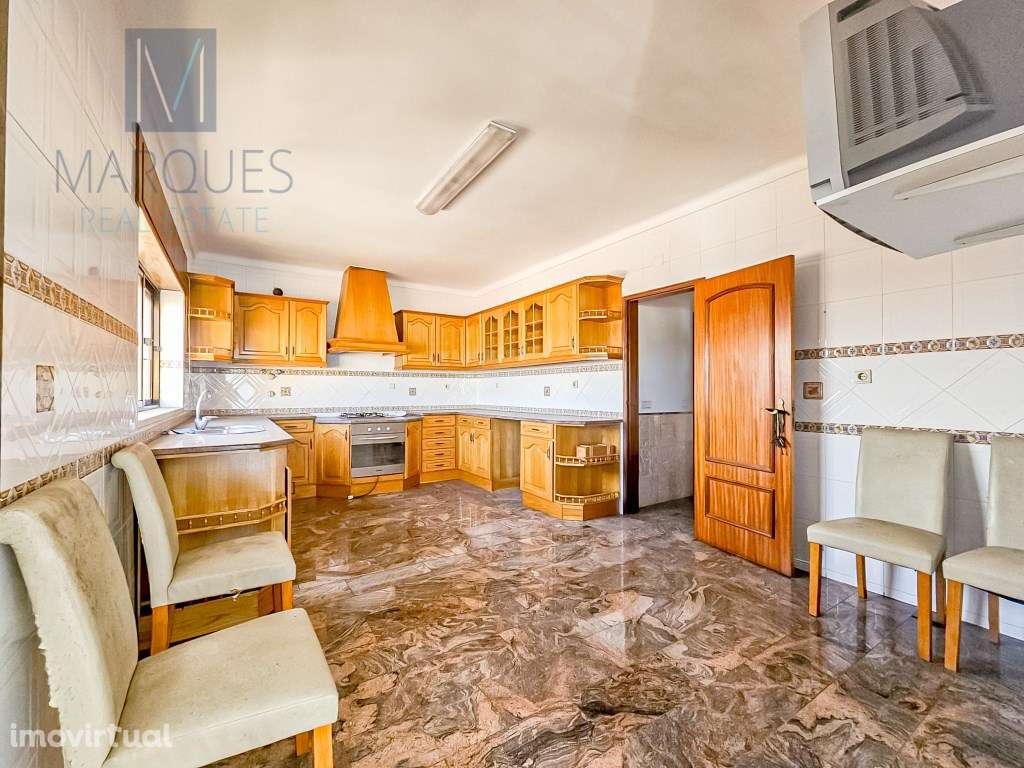 Apartamento T4 com Terraço em Gaio Rosário - Moita - Grande imagem: 4/16