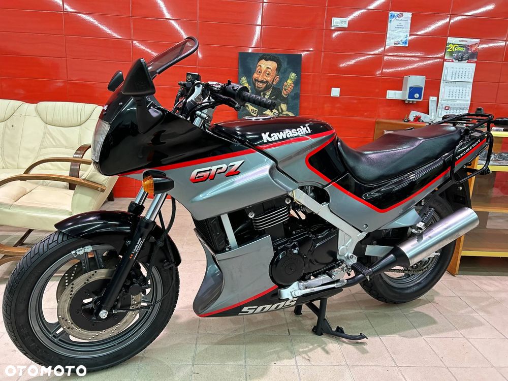 Kawasaki GPZ - 12