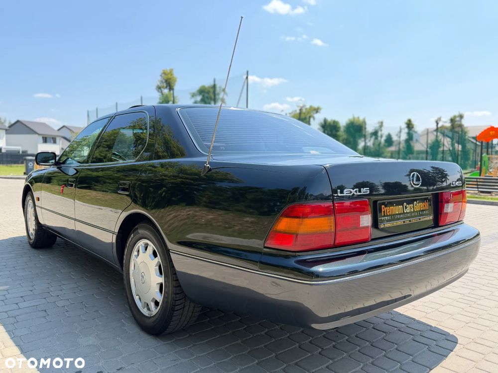Lexus LS - 7