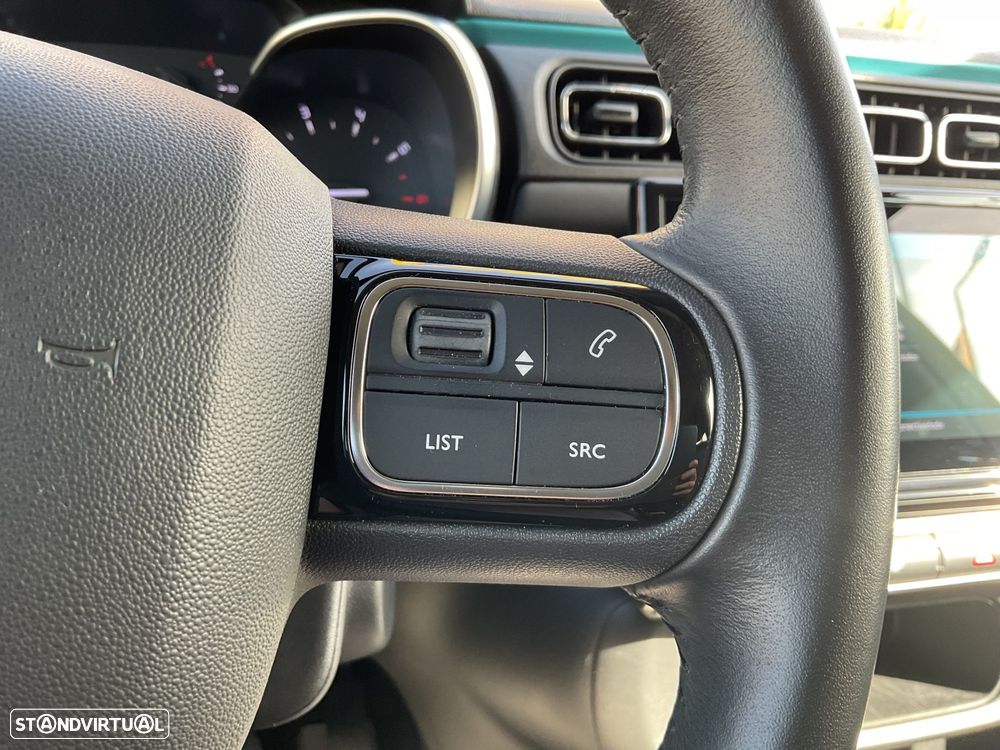 Citroën C3 1.2 PureTech Shine EAT6 - 35