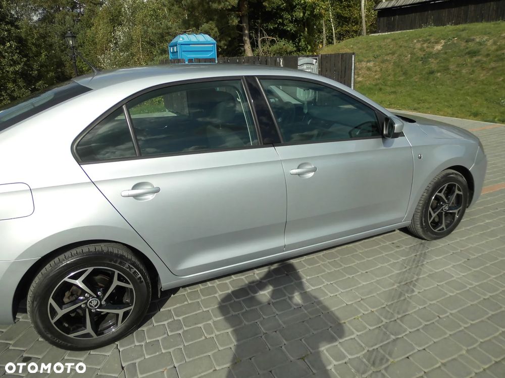 Skoda RAPID 1.6 TDI DPF Ambition - 3