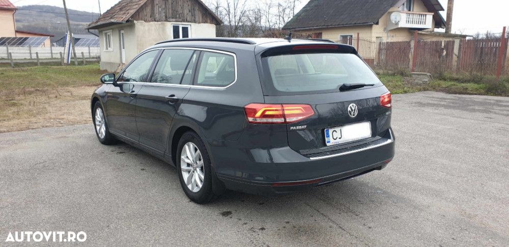 Volkswagen Passat Variant 2.0 TDI SCR DSG Comfortline - 7