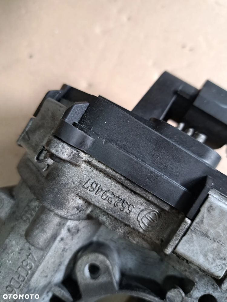 Fiat Doblo II Przepustnica powietrza Opel Combo Alfa 55229467 - 4