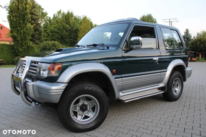 Mitsubishi Pajero 2.8 TD GLS - 23