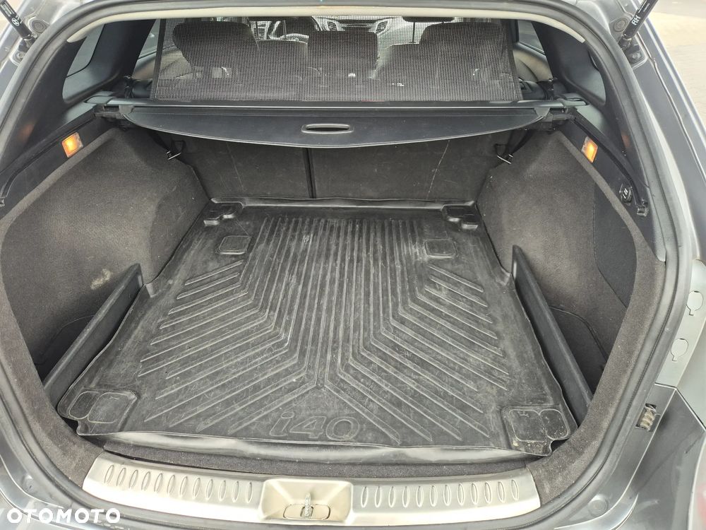 Hyundai i40 Kombi blue 1.7 CRDi Family+ - 26