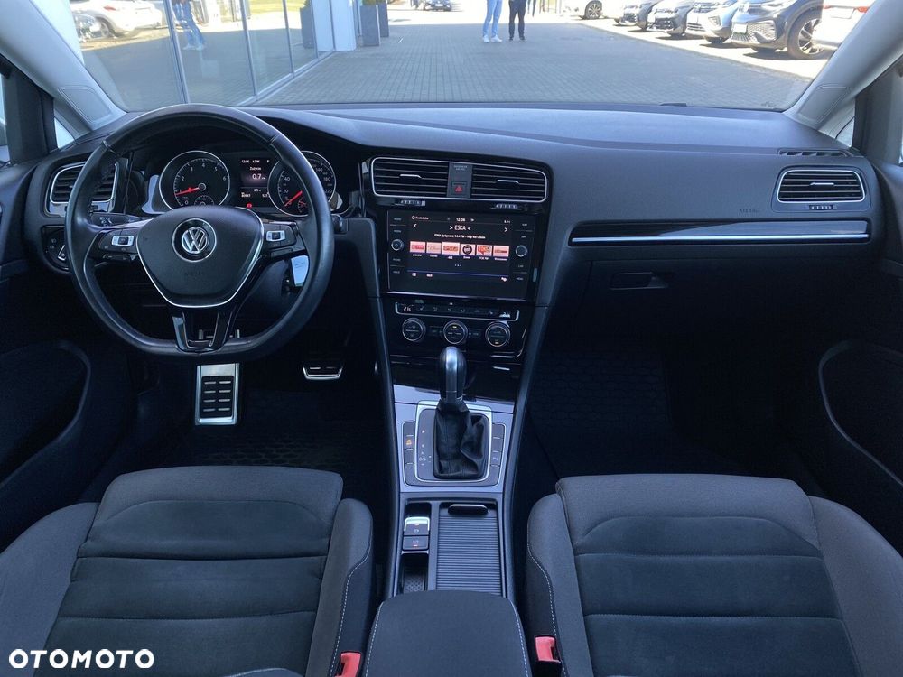 Volkswagen Golf Variant 1.5 TSI BMT Evo Highline DSG - 11