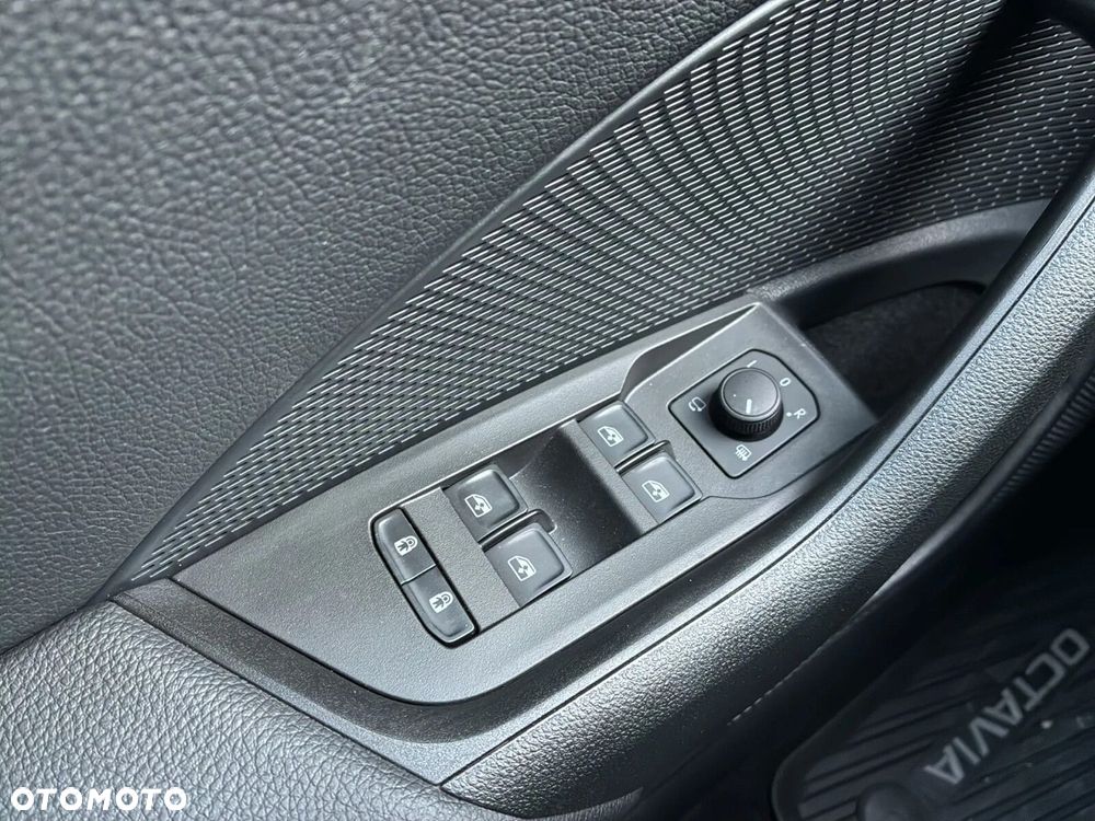 Skoda Octavia - 22