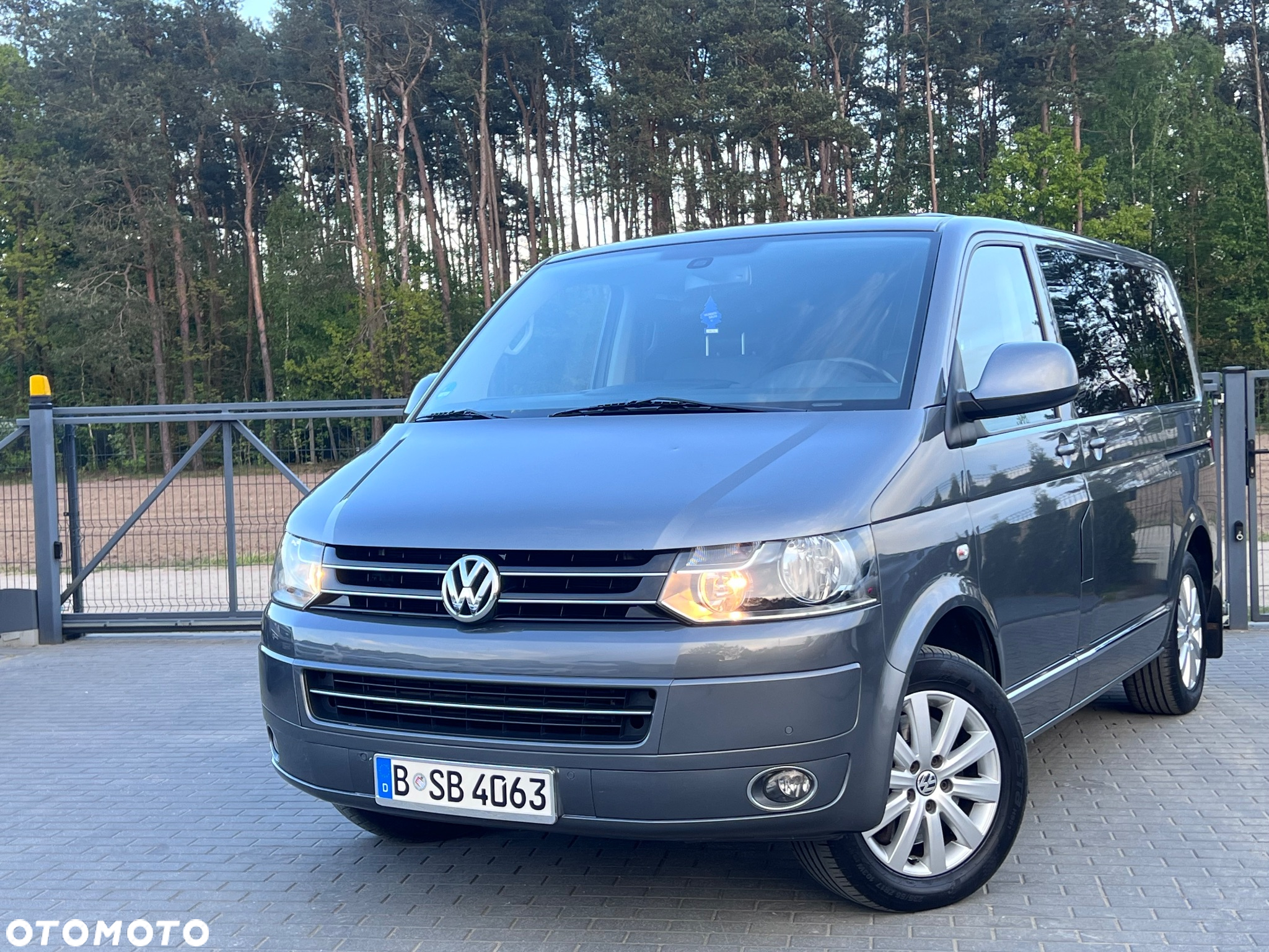 Volkswagen Multivan 2.0 BiTDI L1 Highline DSG - 32