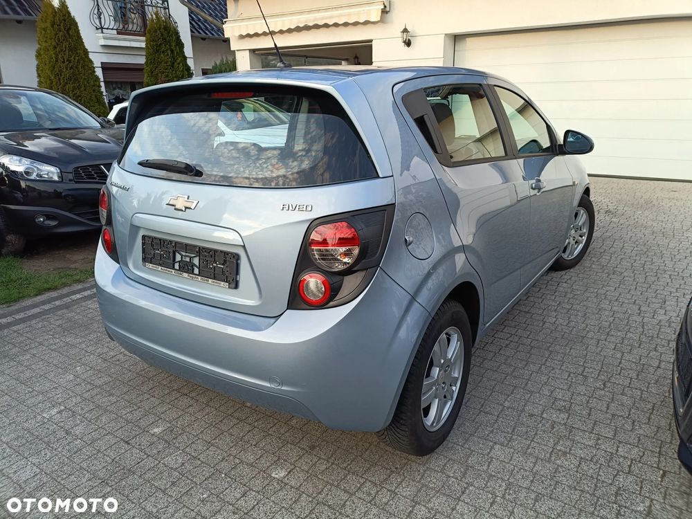Chevrolet Aveo 1.4 LTZ - 4