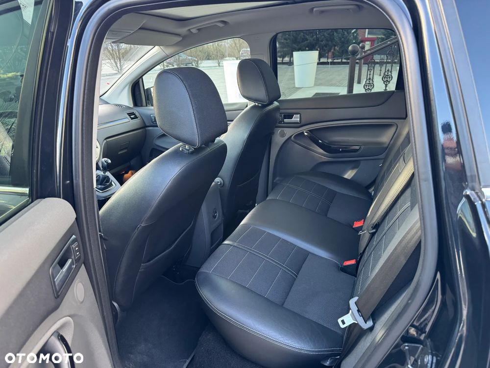 Ford Kuga 2.0 TDCi 4x4 Titanium - 8