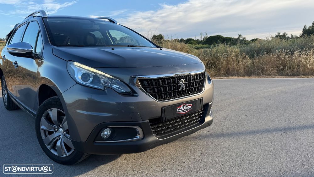 Peugeot 2008 1.2 PureTech Style - 4