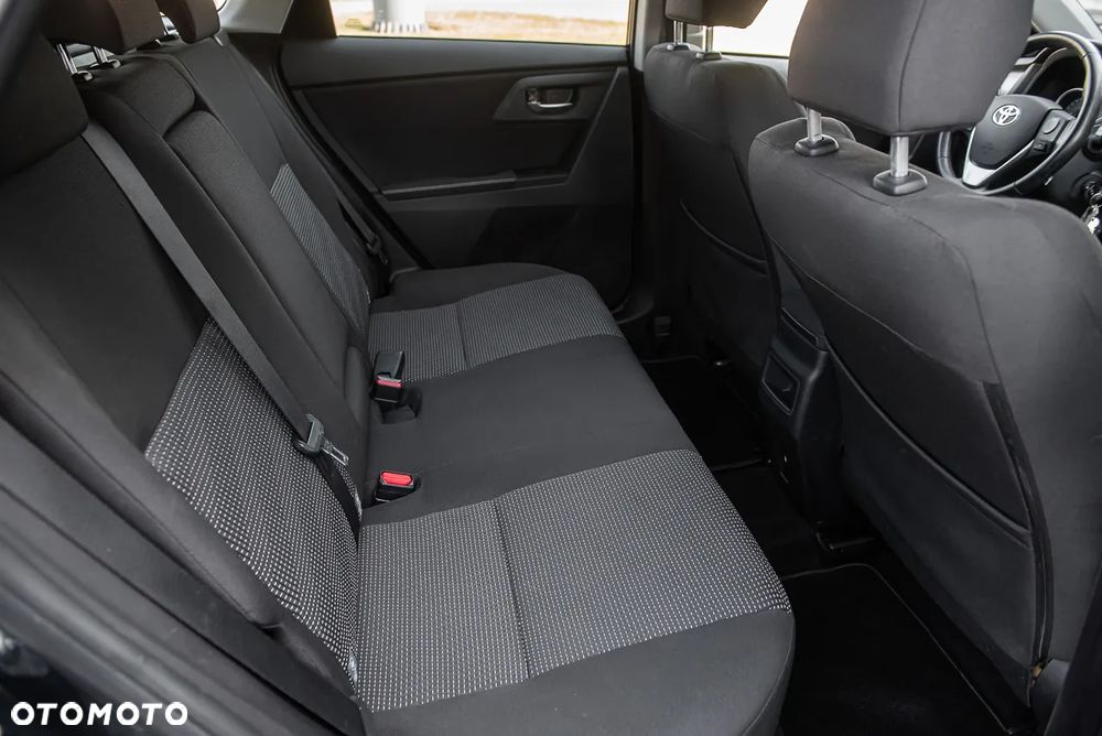 Toyota Auris 1.6 Premium - 30