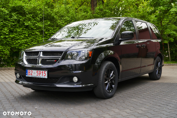 Dodge Caravan