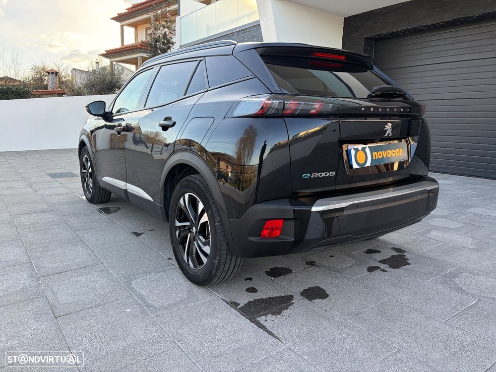 Peugeot e-2008 Allure Pack - 3