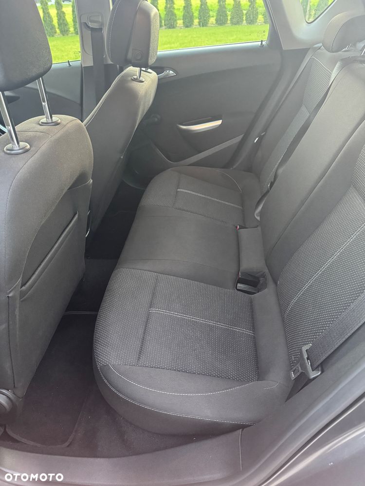 Opel Astra IV 1.4 T Cosmo - 11