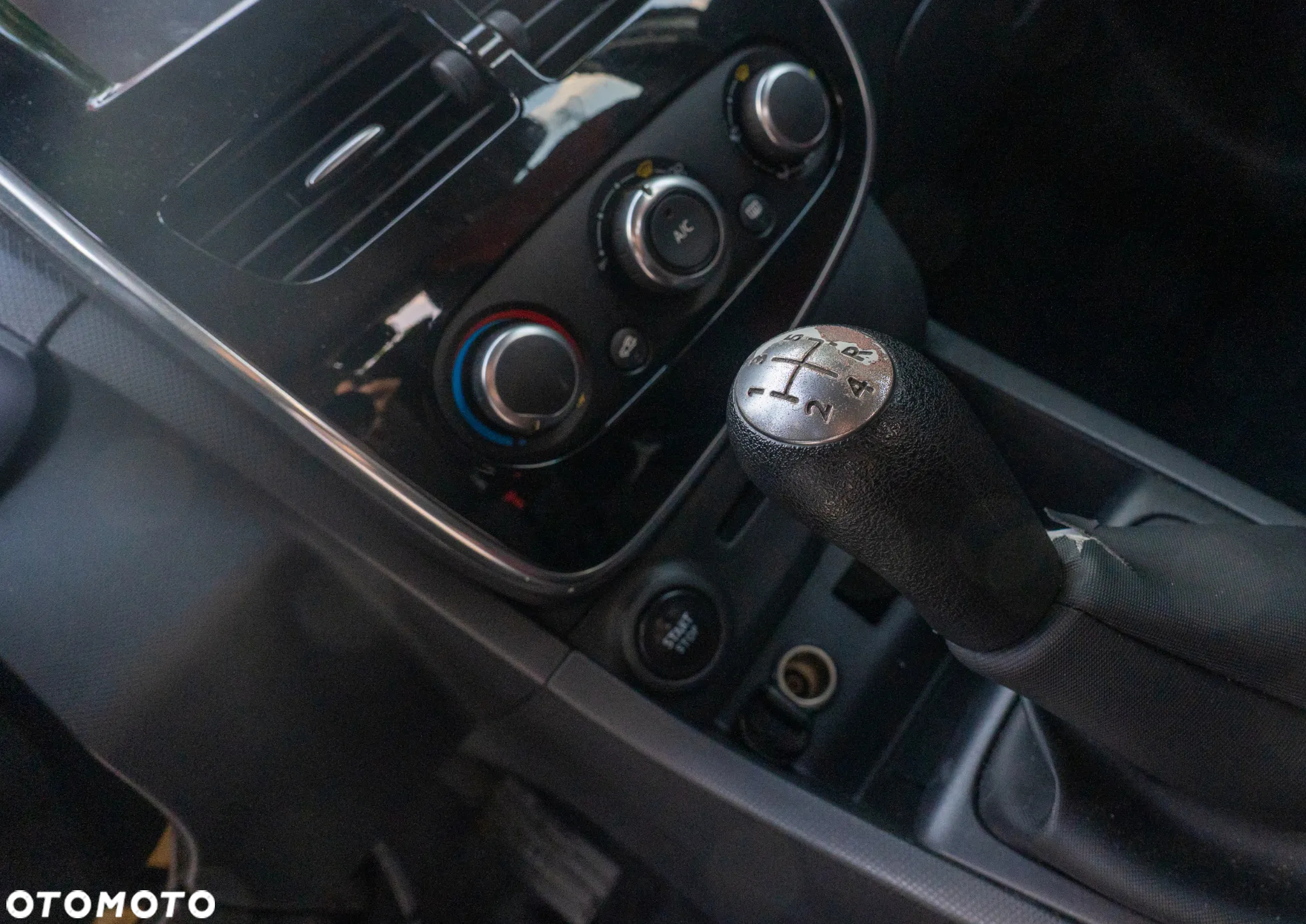 Renault Clio - 17