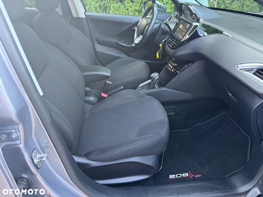 Peugeot 208 PureTech 110 Stop & Start EAT6 Allure - 15
