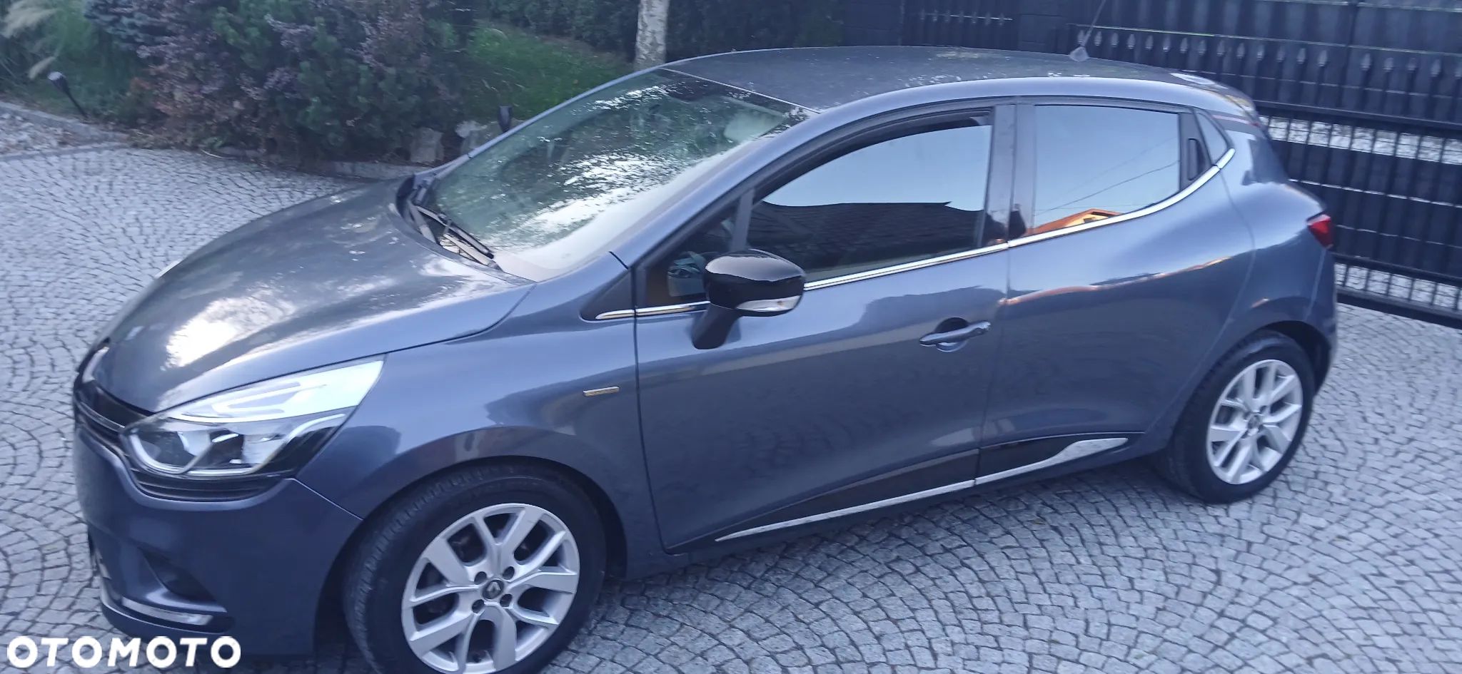 Renault Clio 0.9 Energy TCe Limited - 1