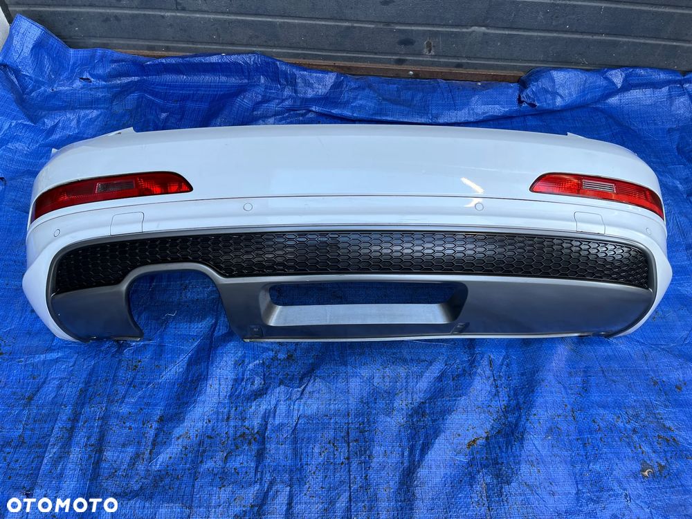 ZDERZAK TYŁ AUDI Q3 8U LS9R  S LINE ** - 3