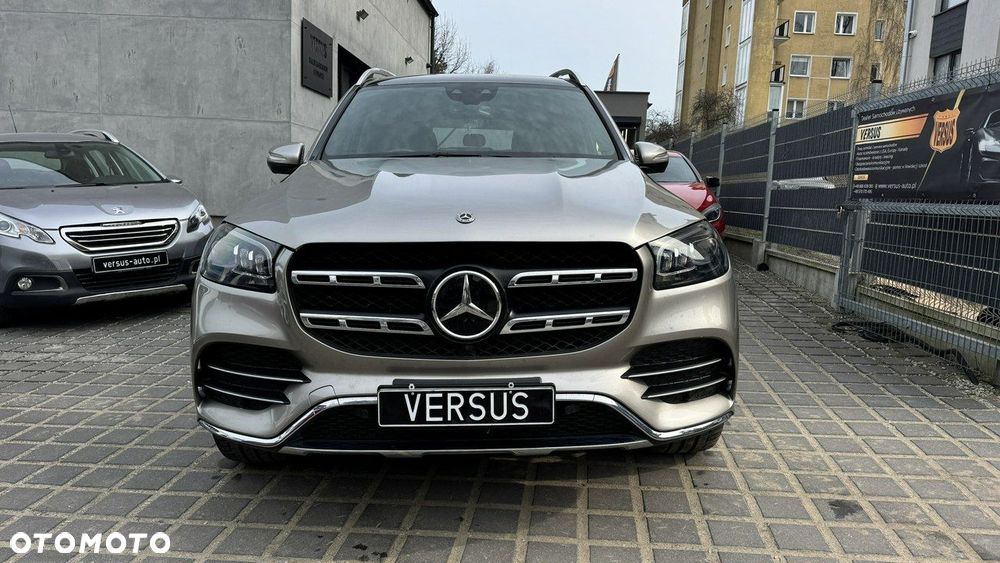 Mercedes-Benz GLS - 2