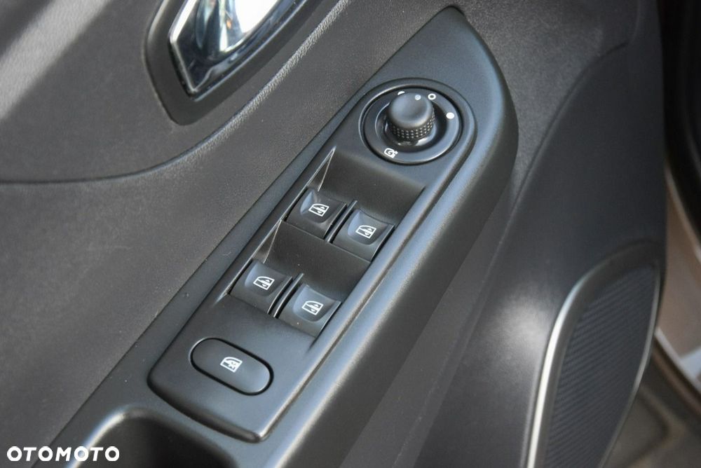 Renault Captur ENERGY TCe 90 Start&Stop Experience - 19