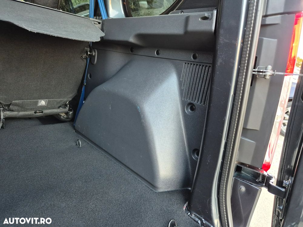 Dacia Dokker dCi 90 Stepway - 21